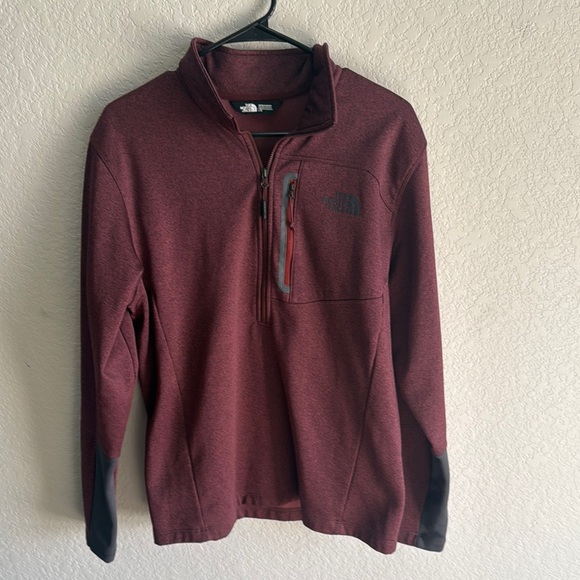 The North Face Pullover - Picture 1 of 5